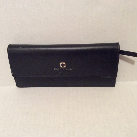 kate spade Handbags - Kate Spade Wallet Black Tri-Fold Snap Closure